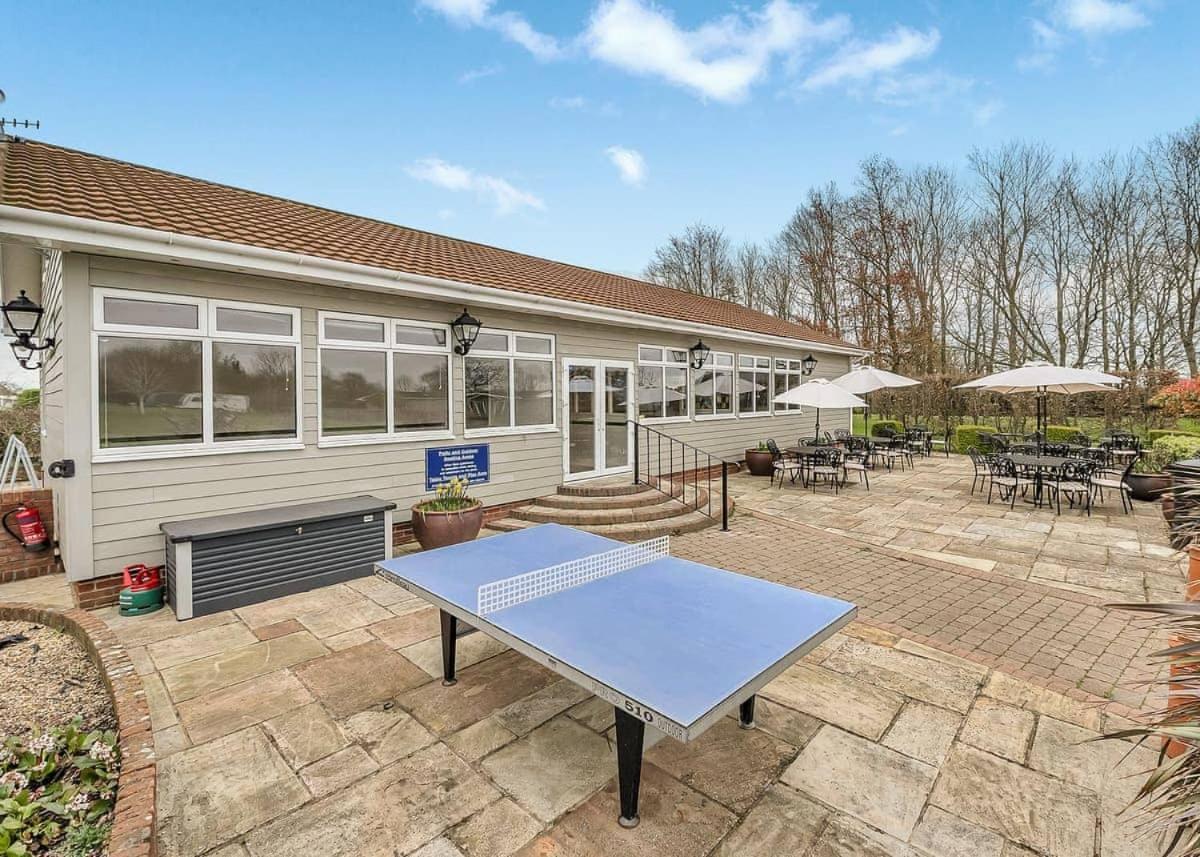 Cakes Ale Holiday Park Leiston Extérieur photo